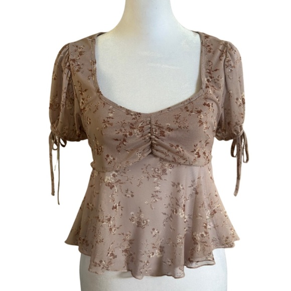 Full Tilt Tops - Full Tilt Floral Peplum Blouse Puff Sleeve Top